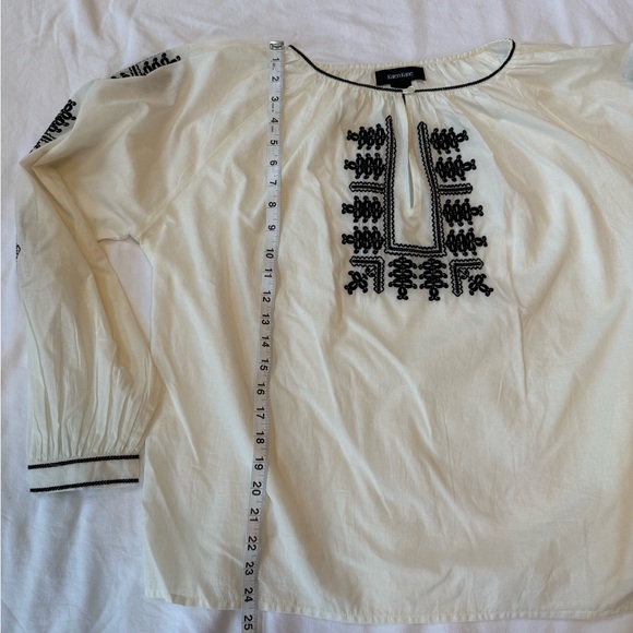 Women’s Karen Kane Embroidered White Peasant Blouse - Picture 6 of 6